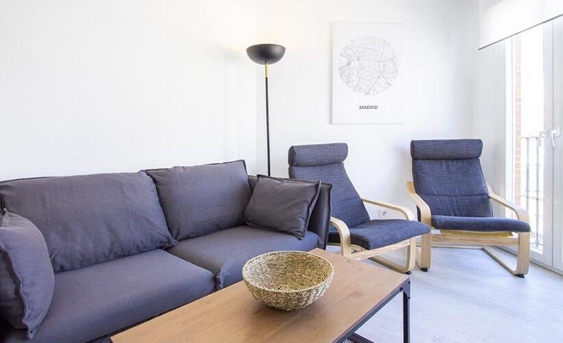 apartamentos de day apartment para alquiler para empresas en Madrid Cuatro Caminos